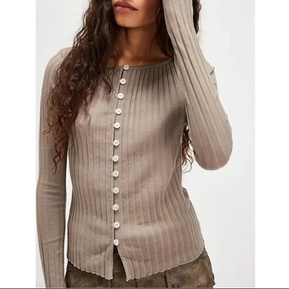 New Free People Tilley Long Sleeve Cardi - Picture 2 of 4